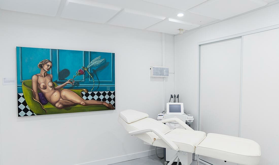 Body Contouring Clinic Photo02